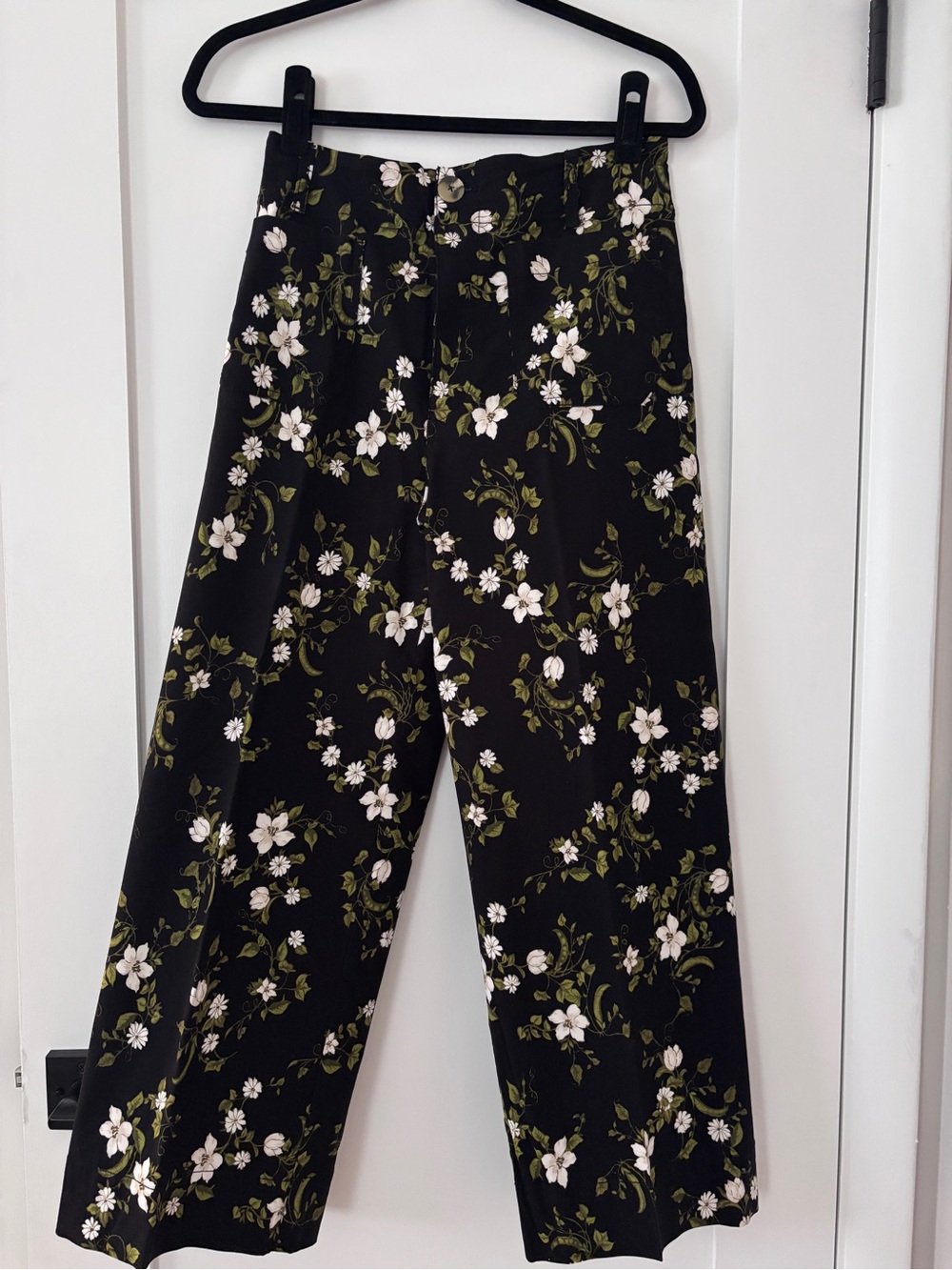Maeve Collette Crop Black Floral Wide-Leg Pants with White & Olive Green Print
